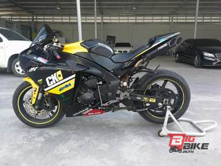  Yamaha YZF-R1