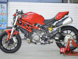  Ducati Monster 796