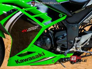  Kawasaki Ninja 300