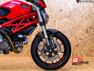  Ducati Monster 796