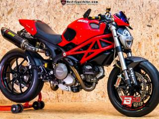  Ducati Monster 796