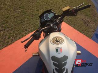  Benelli TNT300