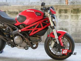  Ducati Monster 796