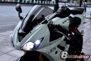  Triumph Daytona 675