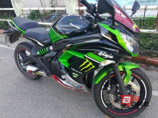  Kawasaki Ninja 650