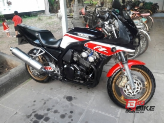  Yamaha FZ1 Fazer