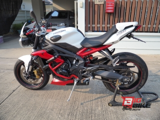  Triumph Street Triple RS