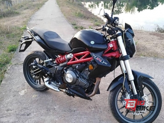  Benelli TNT300