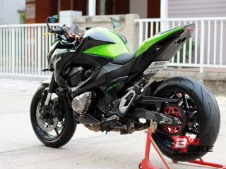  Kawasaki Z800