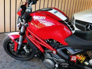  Ducati Monster 796