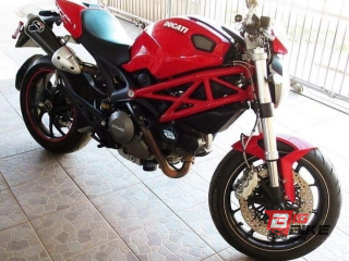  Ducati Monster 796