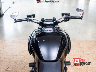  Ducati Diavel Carbon Y16