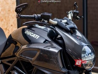  Ducati Diavel Carbon Y16