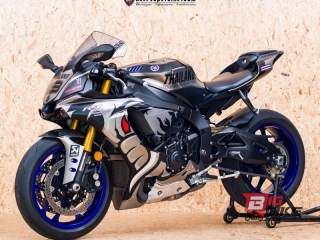  Yamaha YZF-R1