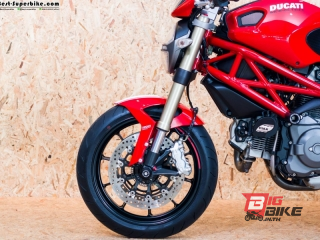  Ducati monster 1100 evo