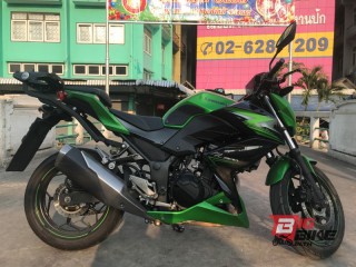  Kawasaki Z300