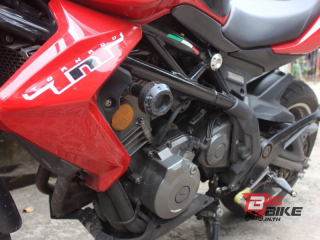  Benelli TNT300