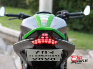  Kawasaki Z1000