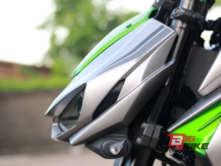  Kawasaki Z1000