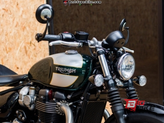  Triumph Bonneville Bobber