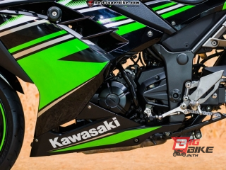  Kawasaki Ninja 300