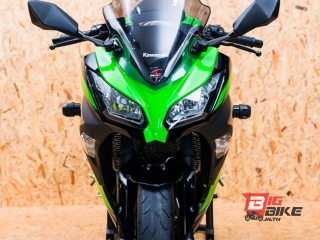  Kawasaki Ninja 300