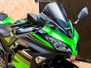  Kawasaki Ninja 300