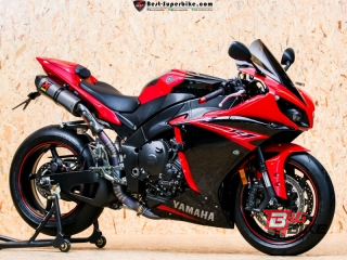  Yamaha YZF-R1