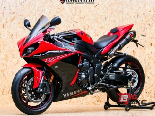  Yamaha YZF-R1