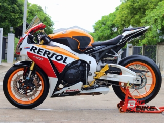  Honda CBR 1000RR Repsol