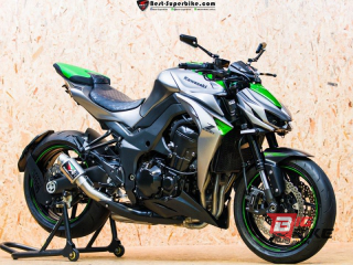  Kawasaki Z1000