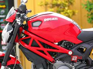  Ducati Monster 796