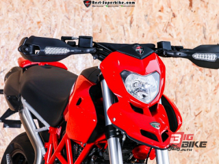  Ducati Monster 796