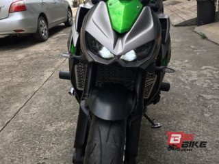  Kawasaki Z1000