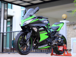  Kawasaki Ninja 300