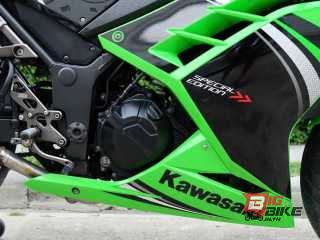  Kawasaki Ninja 300