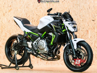  Kawasaki Z650