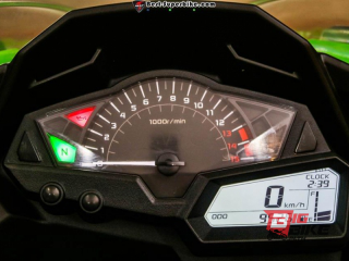  Kawasaki Ninja 250