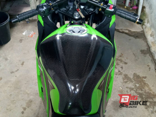  Kawasaki Ninja 300