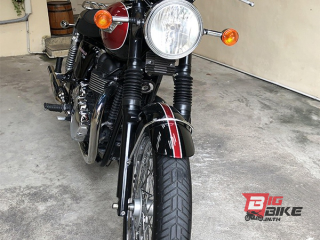  Triumph Bonneville T100