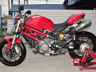  Ducati Monster 796