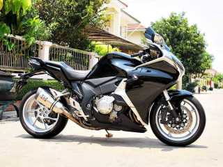  Honda VFR 1200X