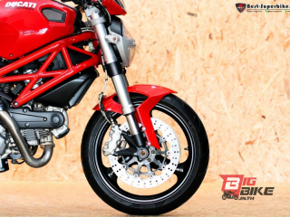  Ducati Monster 795