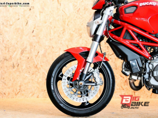  Ducati Monster 795