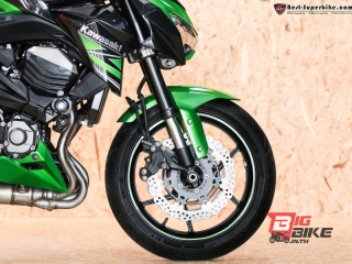  Kawasaki Z800