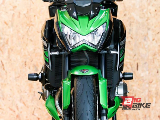  Kawasaki Z800