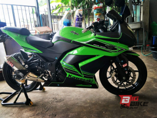  Kawasaki Ninja 250