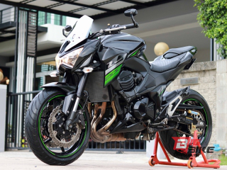  Kawasaki Z800