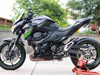  Kawasaki Z800