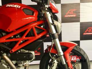  Ducati Monster 796